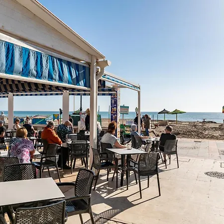 Malagasuite Lux Beach&pool * Torremolinos